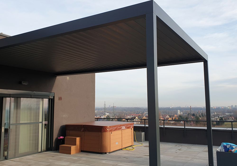 Terrassenkomfort deluxe: Warum sich ein Lamellendach lohnt